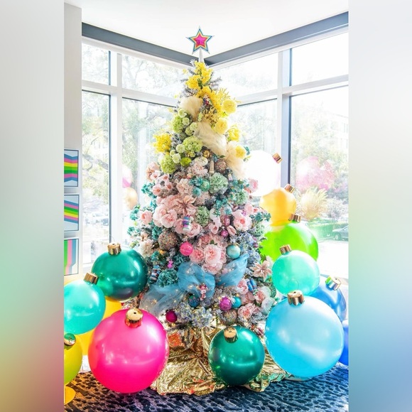 NIB - Holiball Inflatable Holiday Ornament - Indoor/Outdoor- 30" Light Blue - Picture 5 of 11